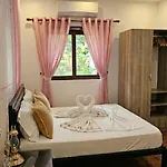 招待所 J&m Sea View Vlorë