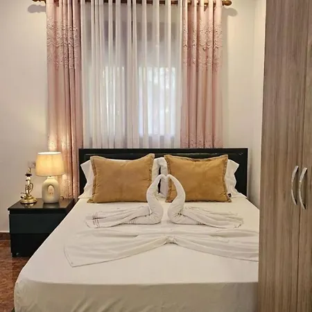 Гостевой дом J&M Sea View Rooms Vlore Влёра