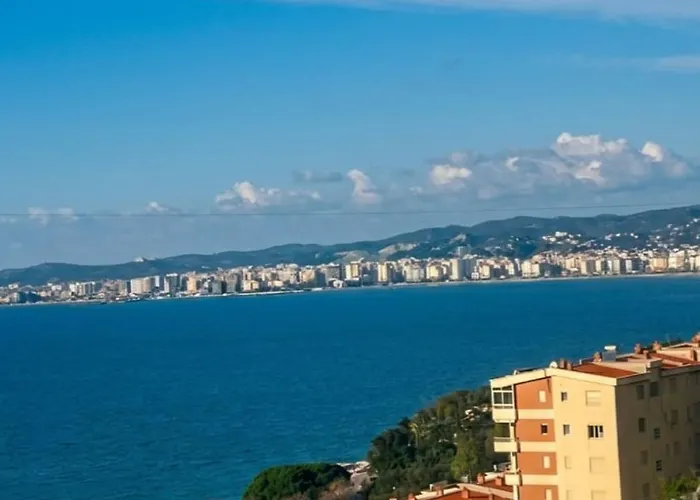 Guest house J&m Sea View Vlore